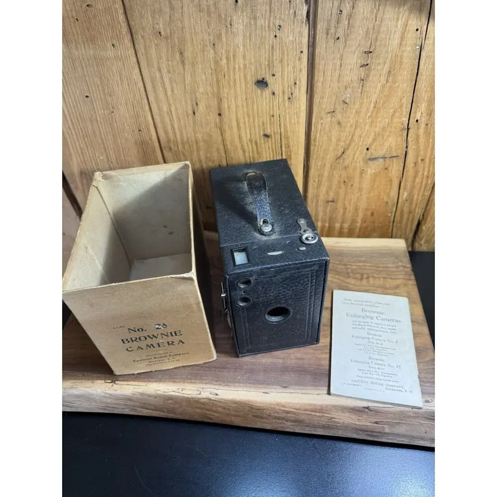 Kodak Brownie No. 2A Box Camera w/ Original Box & Instructions 1910s-30s